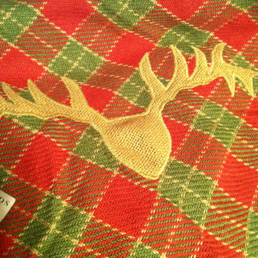 Woven Table Topper - Picture 4 of 4